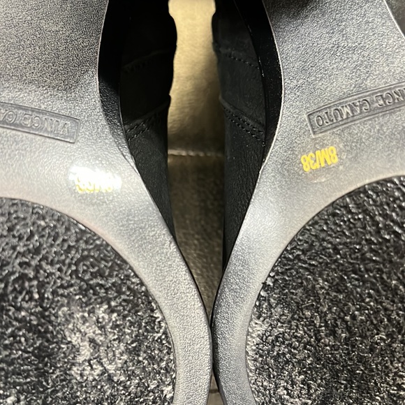 Vince Camuto leather zip boots - Picture 11 of 12